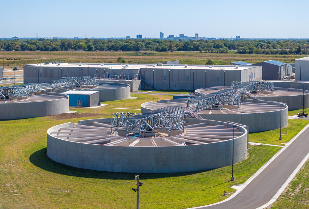 Wichita Aumentará Tarifas de Agua en un 23% por Retrasos en Proyectos de Tratamiento