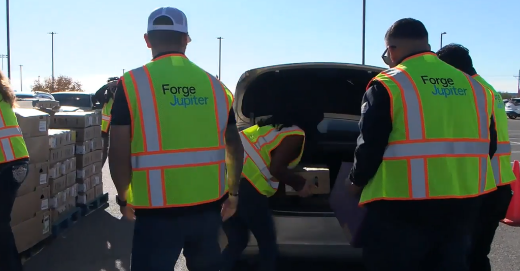 Ayuda Alimentaria en Sunland Park: Casa de Peregrinos Recibe Donación de $50,000