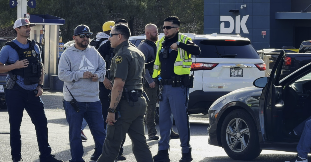 Hombre Atropellado en la Calle Copia cerca de la I-10: Primeros Auxilios en el Lugar