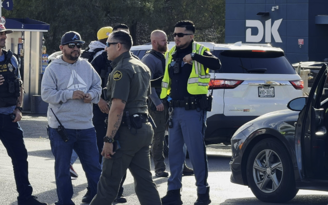 Hombre Atropellado en la Calle Copia cerca de la I-10: Primeros Auxilios en el Lugar
