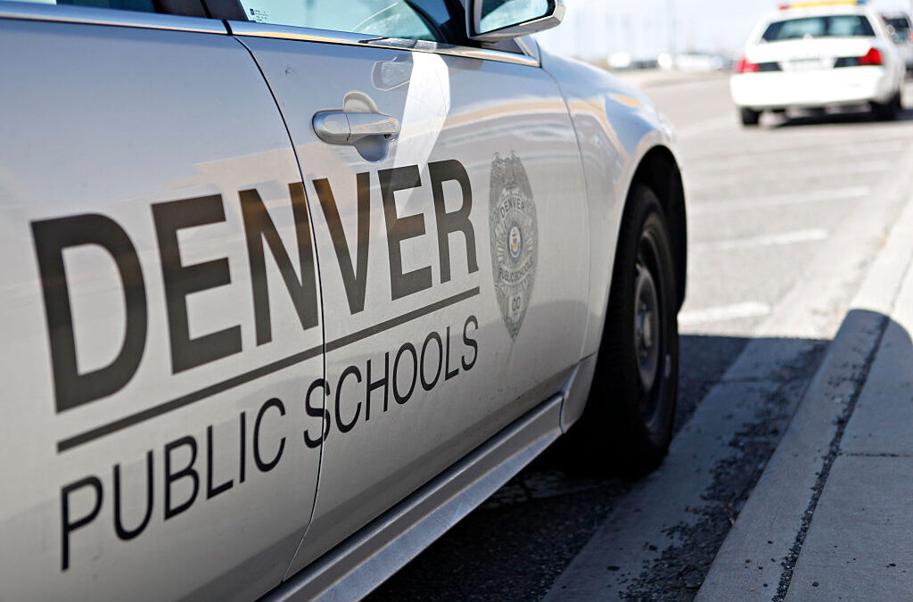La matrícula en las escuelas de Denver disminuye drásticamente debido a la pérdida de estudiantes inmigrantes