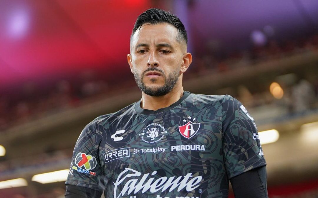 Camilo Vargas renueva con el Atlas FC: tres años más para el portero estelar