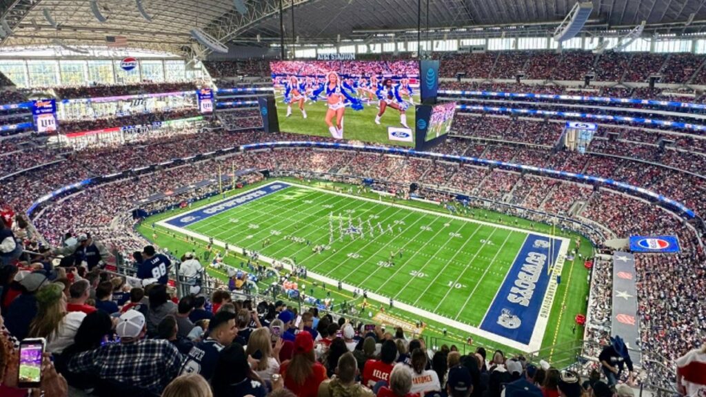 Chiefs vs Cowboys: El Partido de Fútbol Americano que Rompió Récords de Audiencia en la Temporada Regular