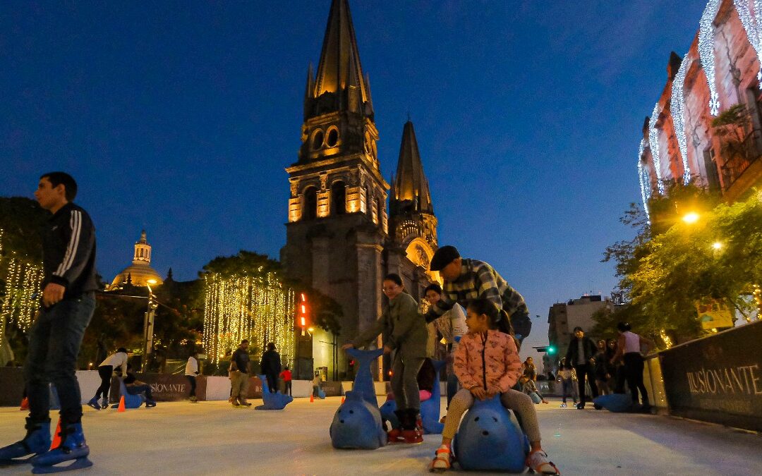 Actividades Navideñas Gratis en Guadalajara: Ballet, Pista de Hielo y Más en el Festival Ilusionante 2025