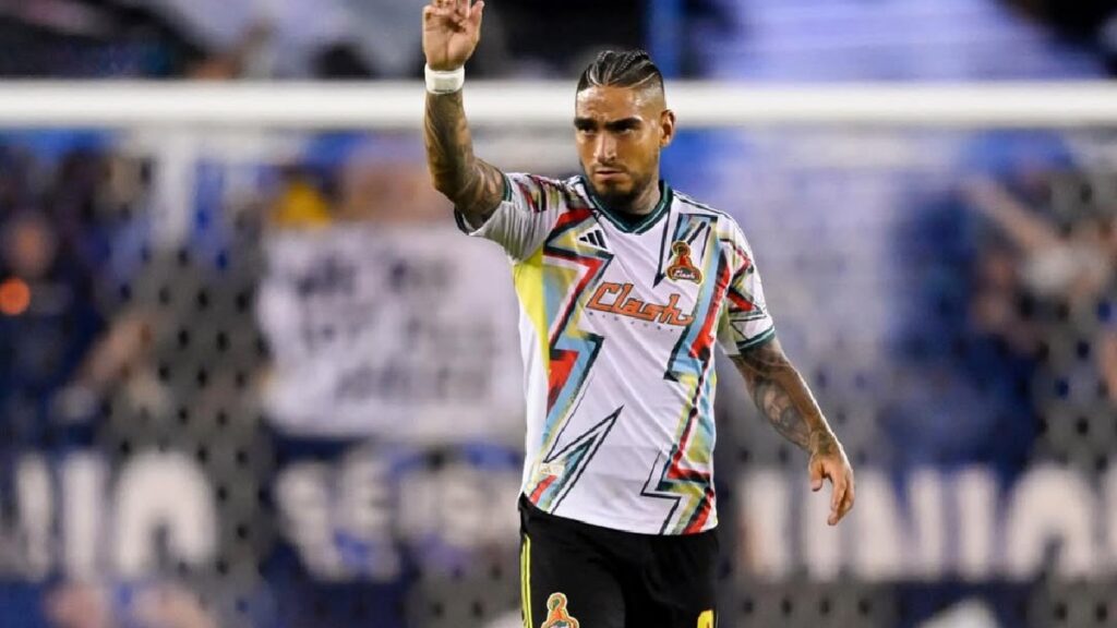 Cristian Arango no se unirá a Pumas: razones detrás de su decisión y alternativas de fichajes