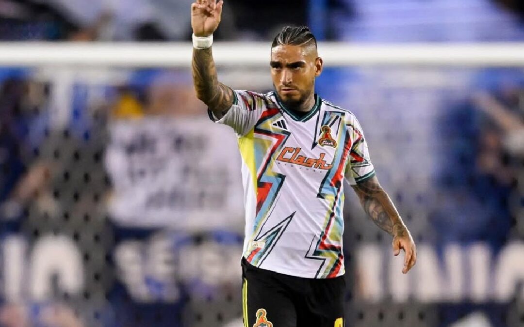 Cristian Arango no se unirá a Pumas: razones detrás de su decisión y alternativas de fichajes