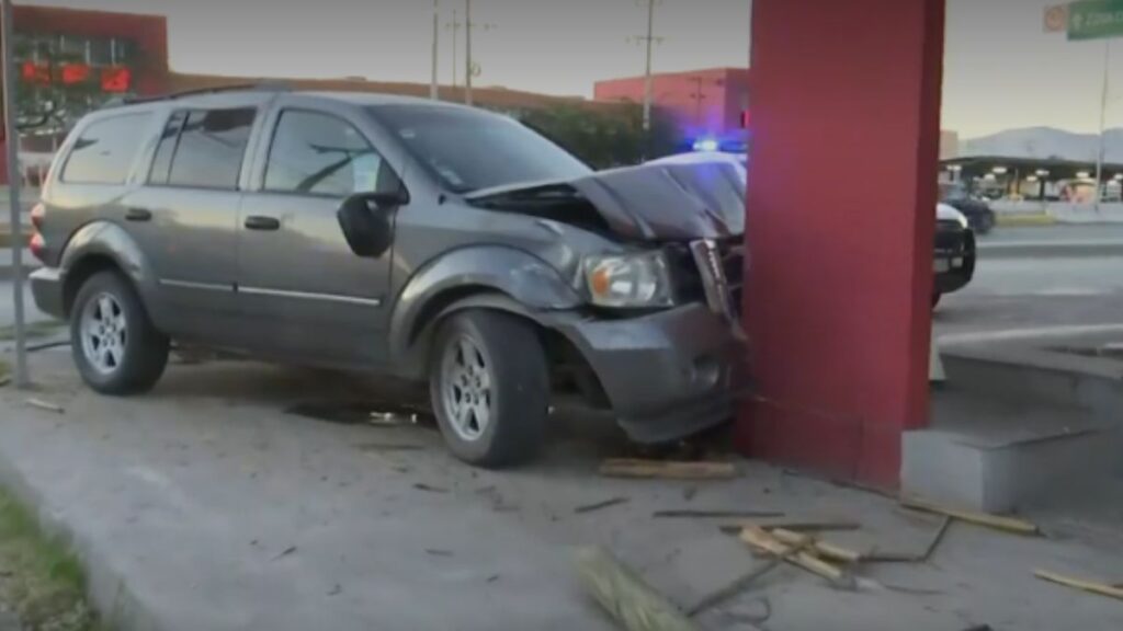 Accidente Automovilístico en Torreón: Conductor Choca contra Negocio de Comida en Su Camino a Consulta Médica