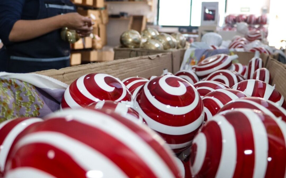 Maestros de Chignahuapan: Defendiendo el Arte de las Esferas contra la Piratería