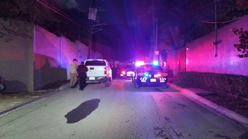 Trágico accidente en Monterrey: Joven motociclista muere tras impacto con camión