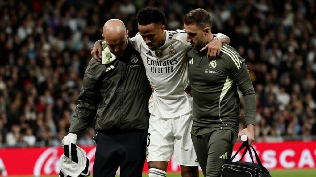 Militao sufre una grave lesión y estará fuera del Real Madrid por cuatro meses