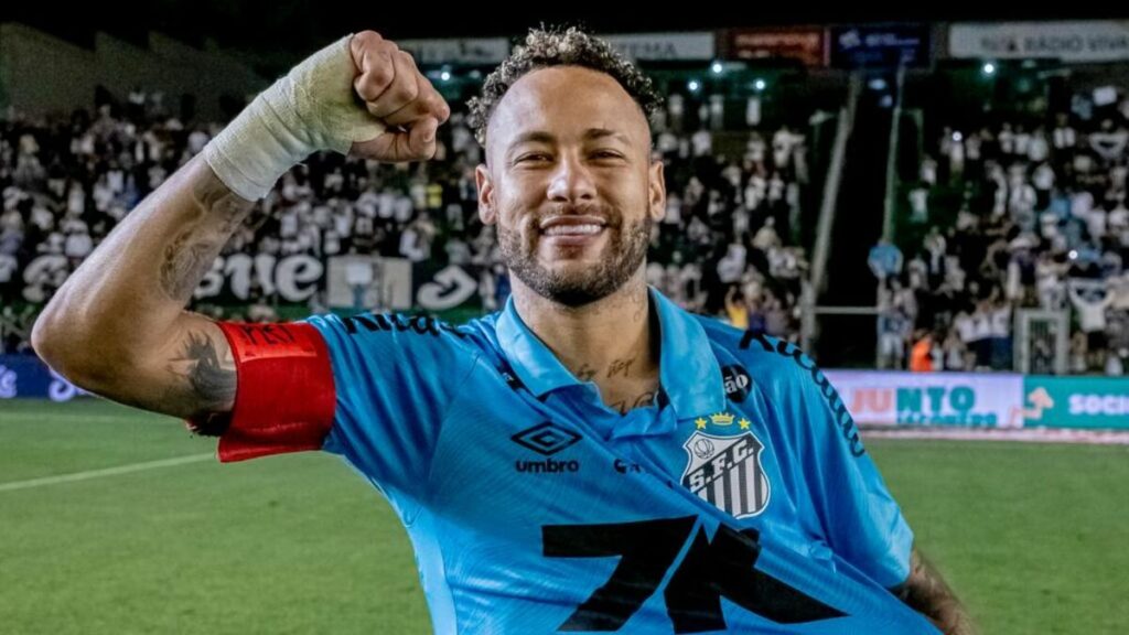 Neymar brilla con un hat-trick y salva al Santos del descenso