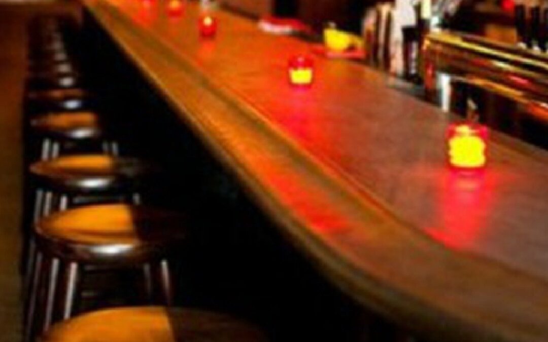 Tiroteo en bar clandestino en Los Ángeles: 11 muertos, incluidos 3 menores