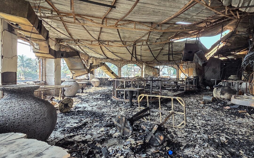 Incendio en Club Nocturno en Los Ángeles Deja 25 Muertos: Autoridades Se Pronuncian