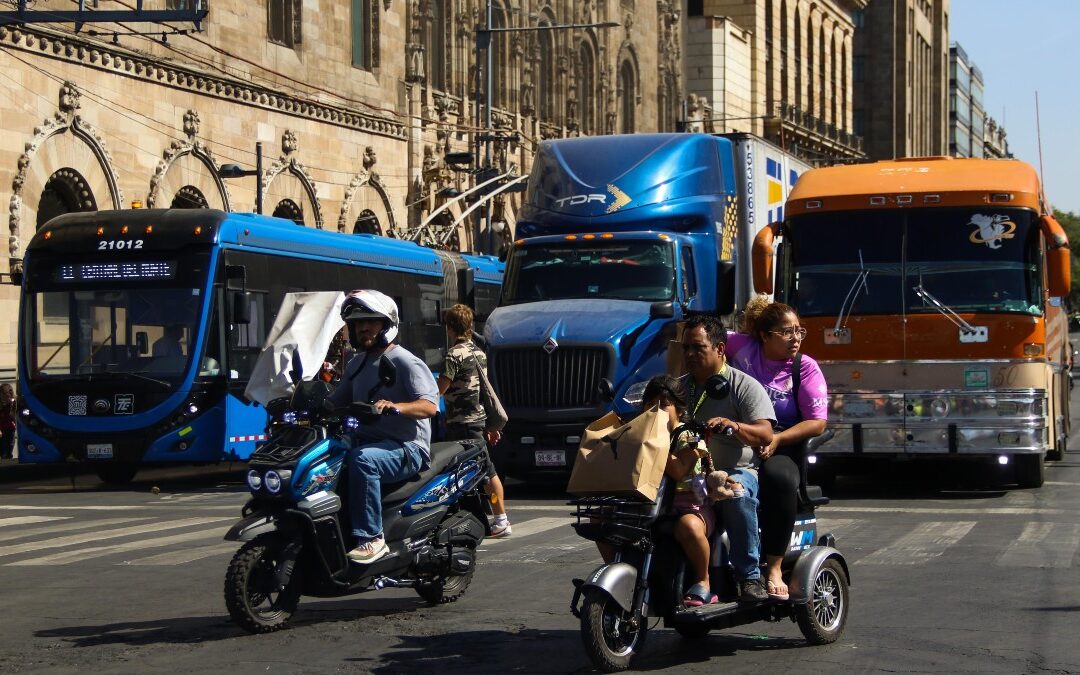 Hoy No Circula: Autos que Descansan en CdMx y Edomex este Martes 9 de Diciembre 2025