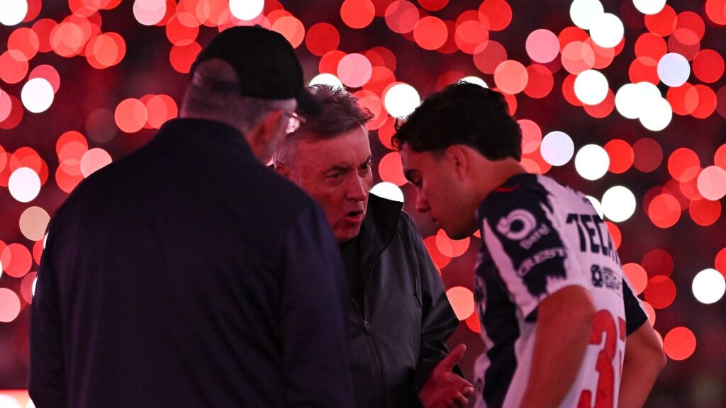 Rayados: La Continuidad de Domènec Torrent en el Equipo a Debate