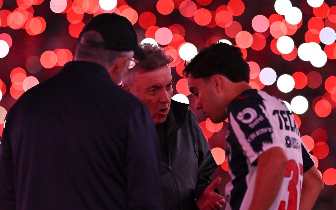 Rayados: La Continuidad de Domènec Torrent en el Equipo a Debate