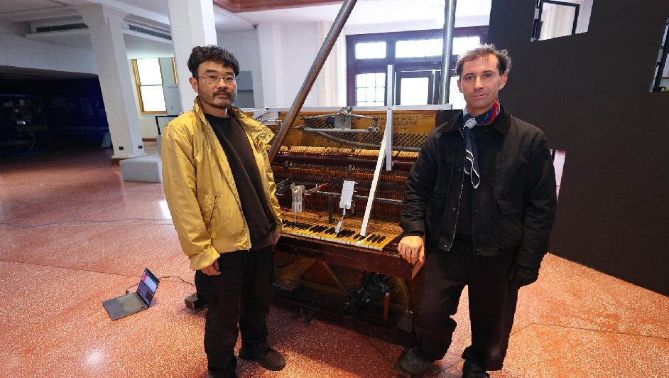 Lolo y Sosaku Revolucionan la Escultura Sonora en Los Ángeles